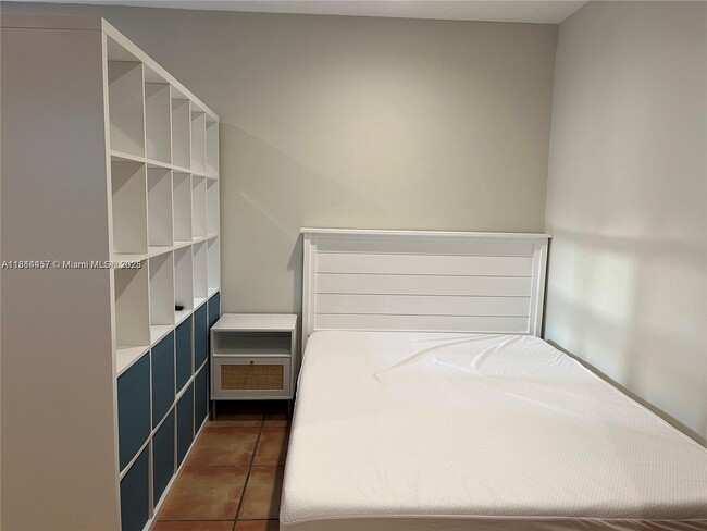 Foto del edificio - 9801 SW 123rd St