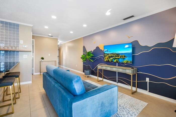 Primary Photo - 405 Flagler Blvd