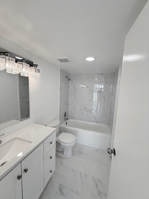 Foto del edificio - 1300 NE Miami Gardens Dr