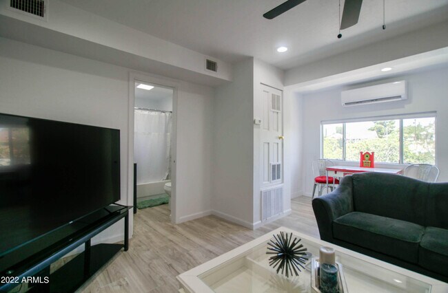 Foto del edificio - 478 E Sycamore St