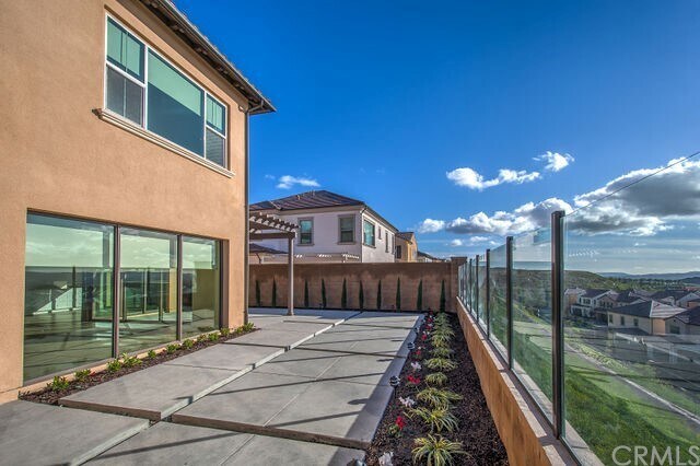 Building Photo - 105 Jaybird