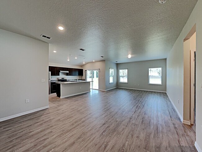 Home--near Oakleaf and Argyle!! photo'