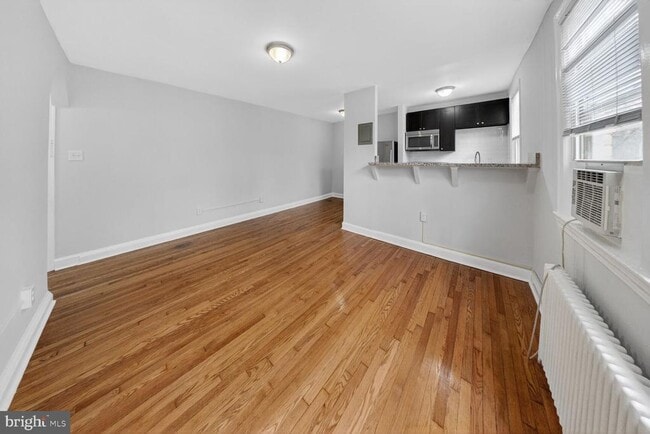 Building Photo - 4703 Ravenswood Rd