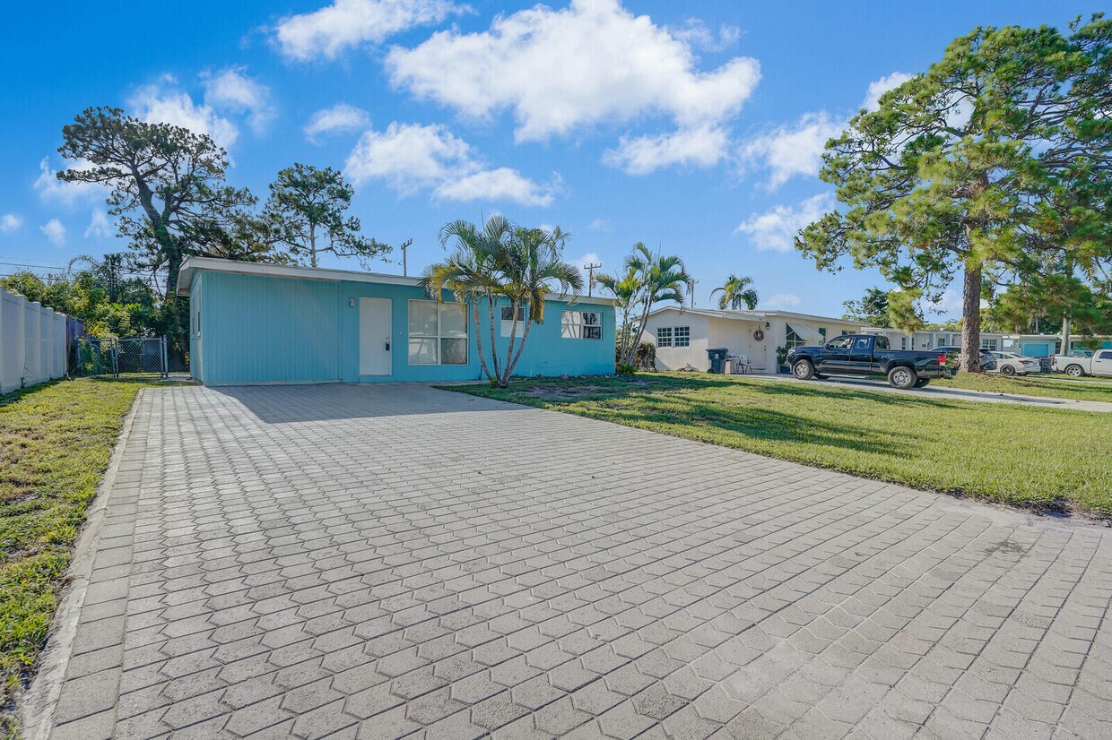 Foto principal - 1828 Maypop Rd