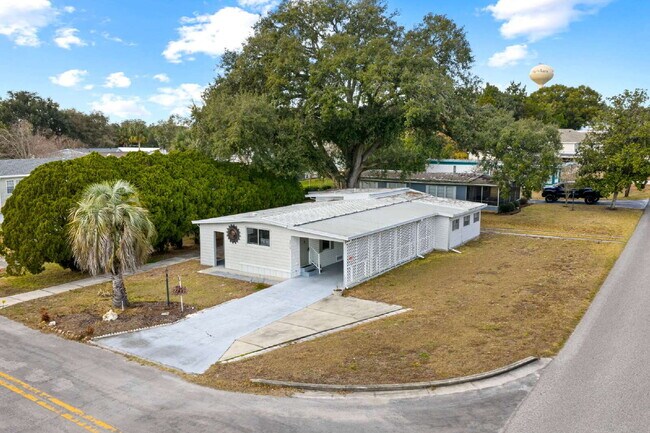 Building Photo - 2BR/2BA Manufactured Home in The Villages