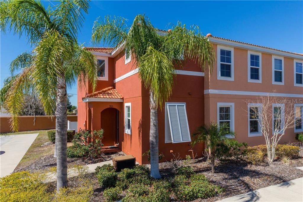 Primary Photo - 900 Las Fuentes Dr