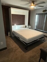 Building Photo - 16018 62nd Gln E