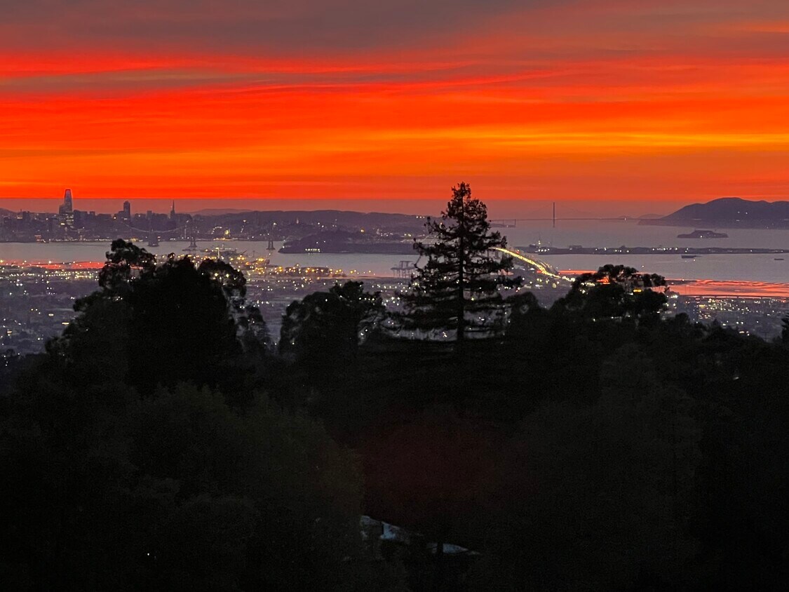 2534 Carisbrook Dr, Oakland, CA 94611 House Rental in Oakland, CA