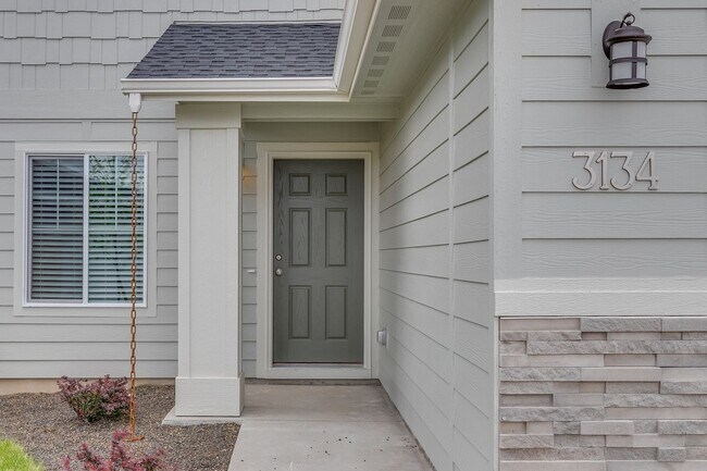 Building Photo - This Charming Home is now available!