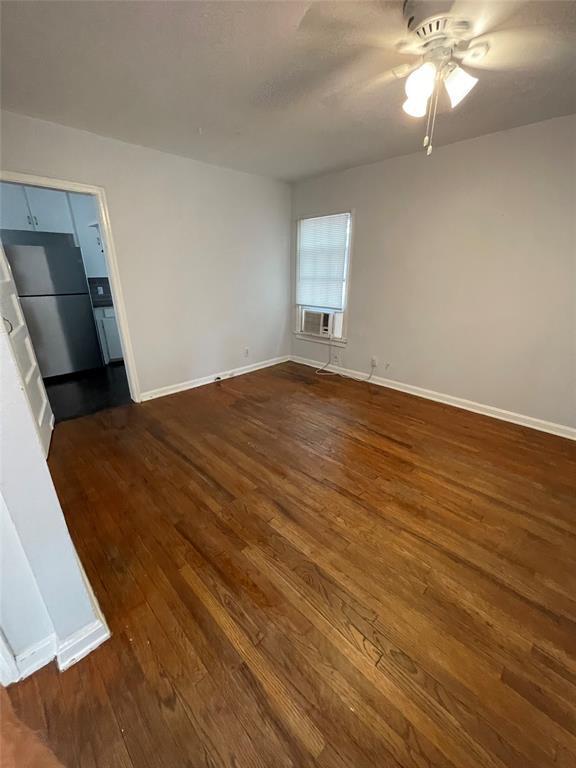 Foto del edificio - 3510 Robinson Ave