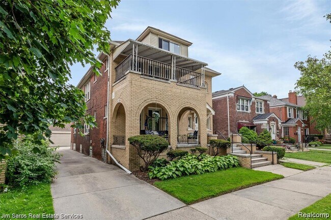 Foto del edificio - 1413 Somerset Ave