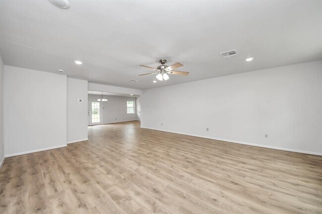 Foto del edificio - 9615 Meadowvale Dr