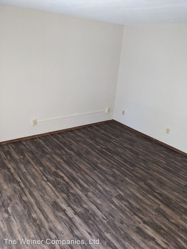 Foto del edificio - 310 W Washington St