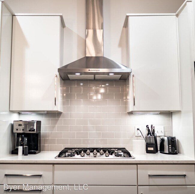 Foto del edificio - 4 br, 3.5 bath House - 1002 11th Ave S