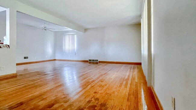 Foto del edificio - 3952 S 43rd St