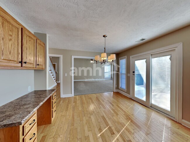 Foto del edificio - 4321 Roxburghe Ct