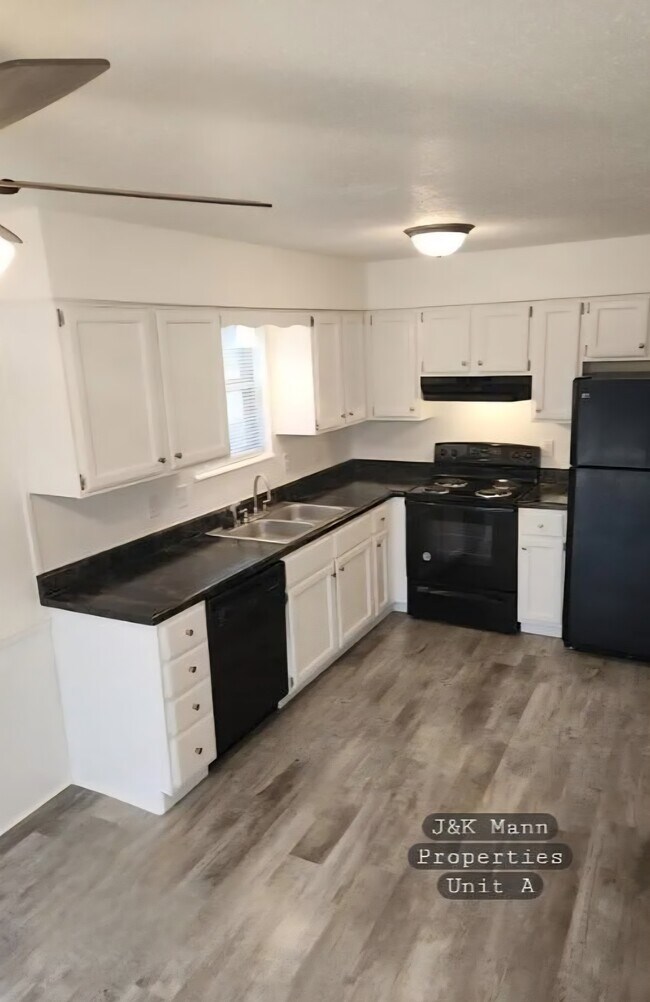Foto del edificio - 5107 S Brooks Dr