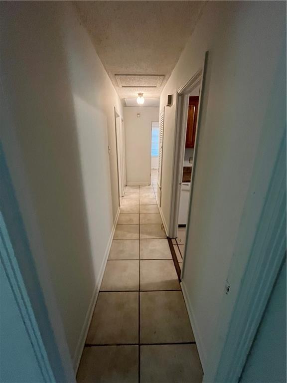 Building Photo - 900 Memory Ln