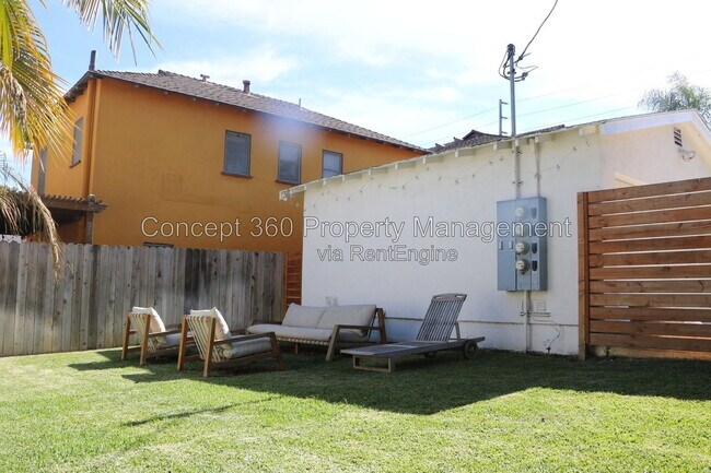 Building Photo - 4727 E Colorado St