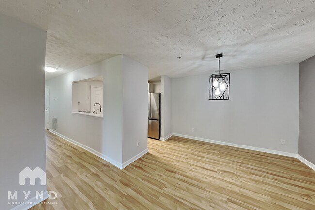 Foto del edificio - 14304 Waldrop Cove