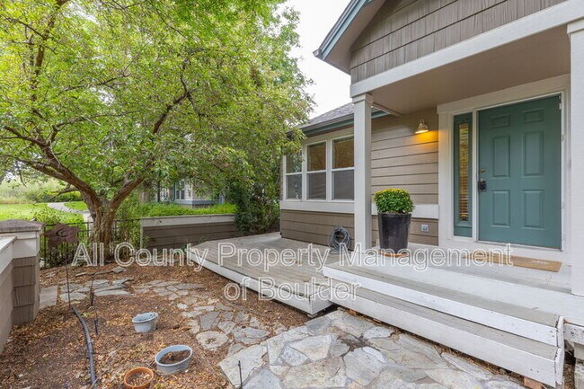 Foto del edificio - 2089 N Fork Dr