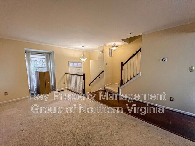 Building Photo - 6619 Skylemar Trail