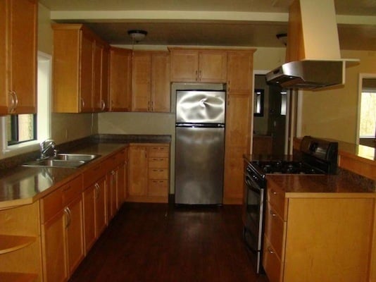 Building Photo - Country Living At Its Finest! Beautiful 3BD/2BA Home~Privacy, Storage, and Beautiful Scenery!