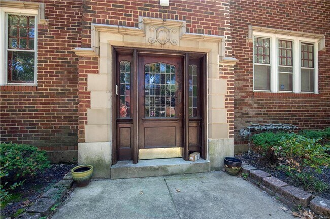 Foto del edificio - 7234 Amherst Ave