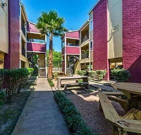 Foto del edificio - 2 br, 1 bath Condo - 3101 South Broadway S...