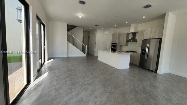 Photo - 8119 Northwest 42nd Street, Doral, FL 33166 - 4 BR 3 BA house