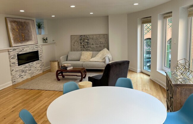Foto del edificio - 492 Beacon St
