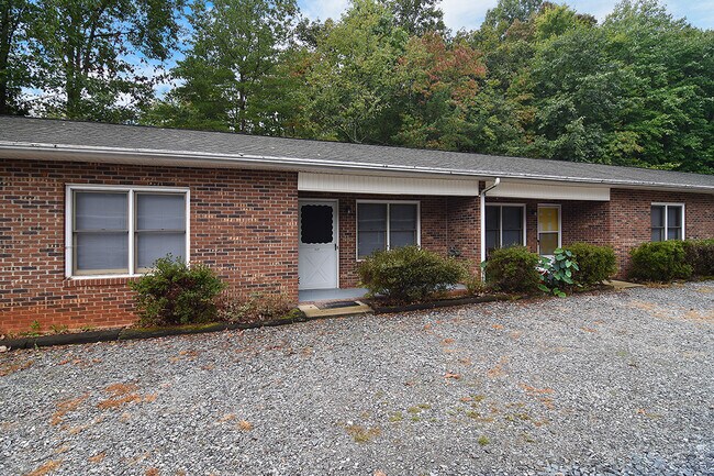 Building Photo - 337 Sunny Hill Dr