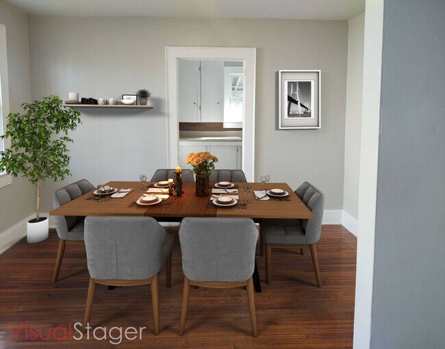 Foto del edificio - 2 bedroom 1 bath house available!  Pet fri...