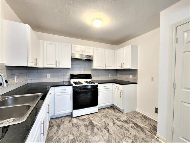 Foto del edificio - 4011 Teal Run Meadows Dr