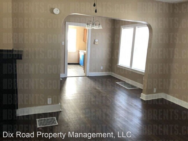 Building Photo - 3 br, 1.5 bath House - 2955 Oakland Avenue