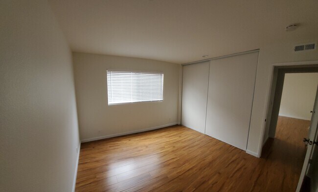 Bedroom 2 - 400 W 223rd St