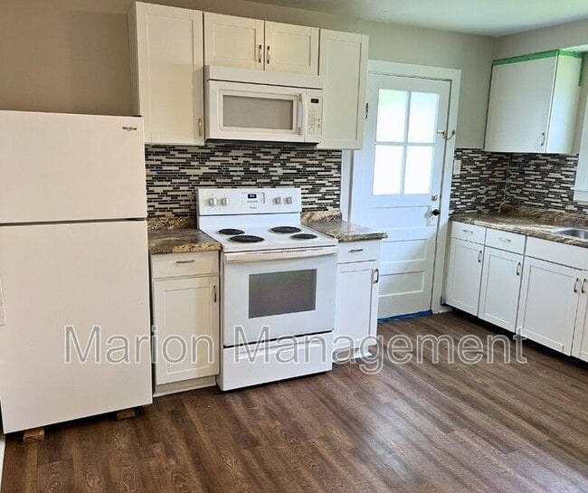 Foto del edificio - 716 N Meridian St