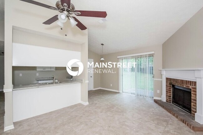 Foto del edificio - 3 Bedroom Pet-Friendly Home in Norcross, GA with Main Street Renewal