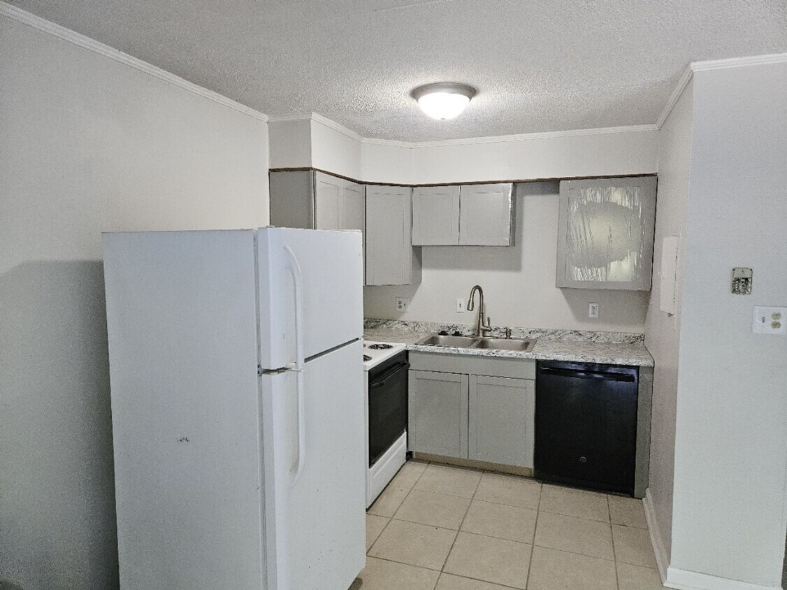 Foto del edificio - 2718 Painter Ave SW