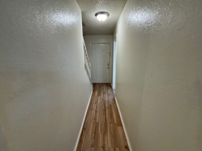 Building Photo - Cute 3 bedroom Townhome in Eagle Mountain ISD