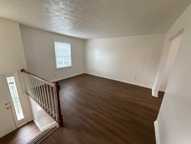 Building Photo - 2156 Deauville Dr