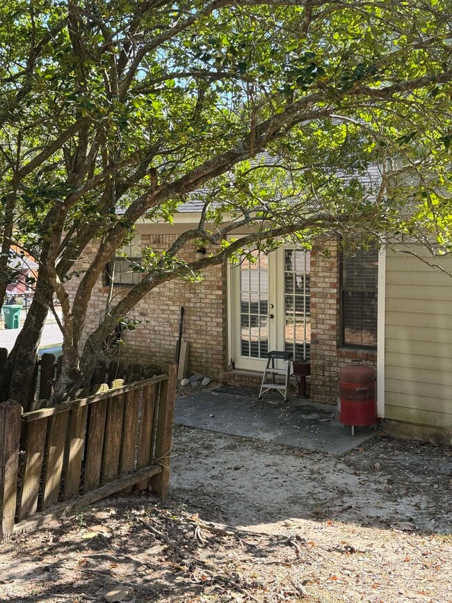 Building Photo - 1591 Misty Garden Way