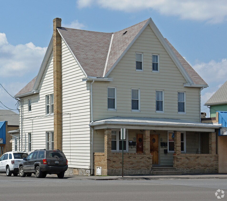 Foto principal - 464-466 S Poplar St