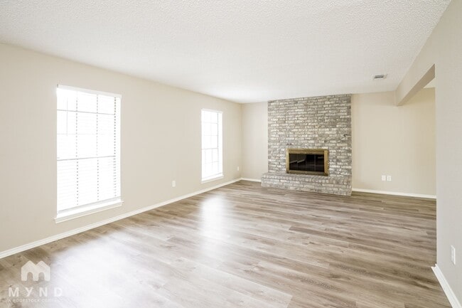 Building Photo - 25515 Mill Pond Ln