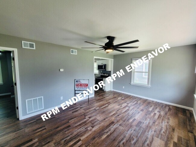 Foto del edificio - Beautifully Updated 3Bd 1BA Home!!! Won't ...