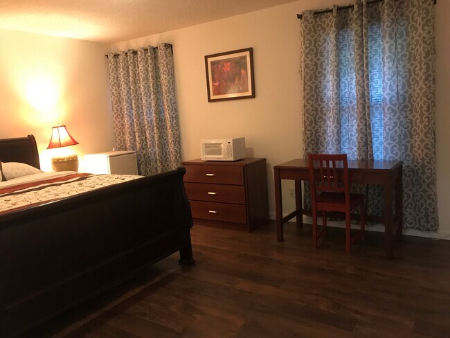 Foto del edificio - 1518 Maynard St