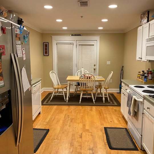 Foto principal - 1035 Barnett Shoals Rd