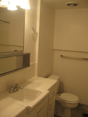 Foto del edificio - 425 E 3rd Ave
