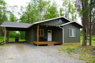 Building Photo - 37200 Open Gate Ct