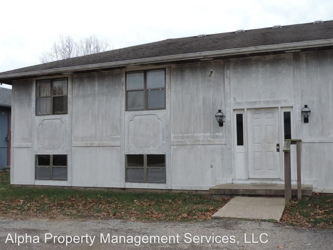Primary Photo - 403 N Ridgeview Dr